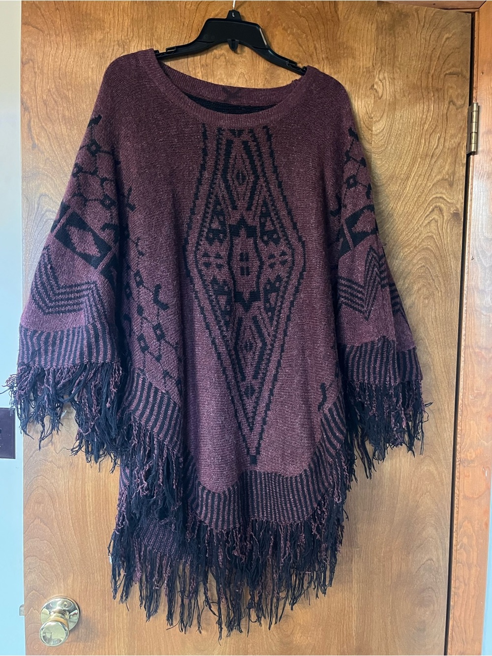 Women’s poncho- no brand